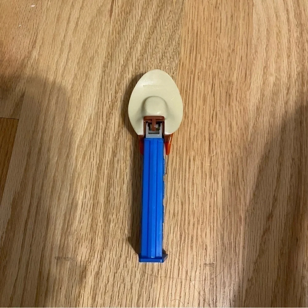 Pez Yosemite Sam Candy Dispenser Plastic 90s Blue Orange